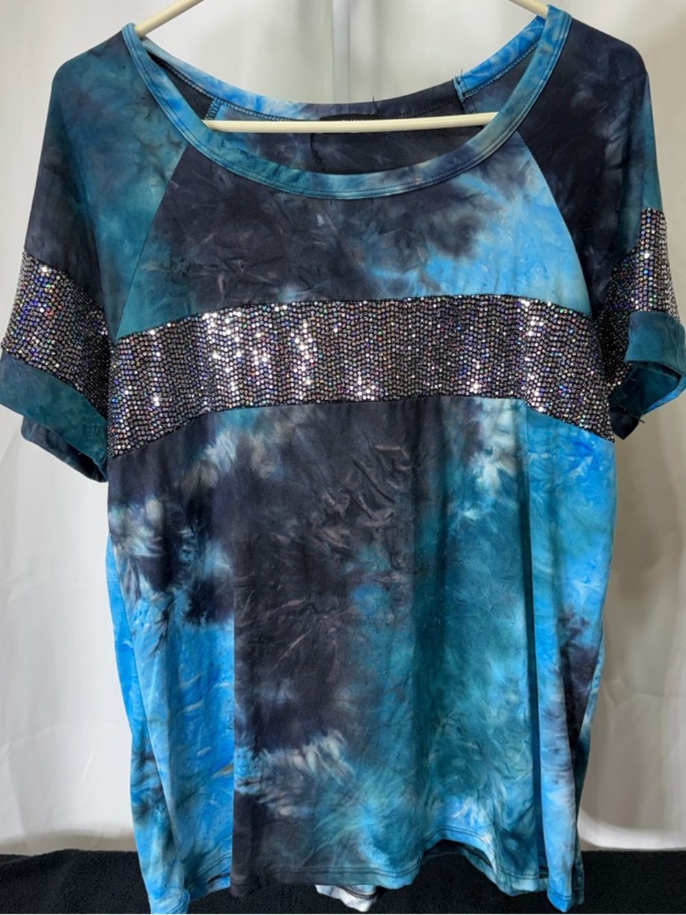 HEIMISH USA Blue Tie-Dye Short Sleeve Tee with Sequin Band Accent 2531